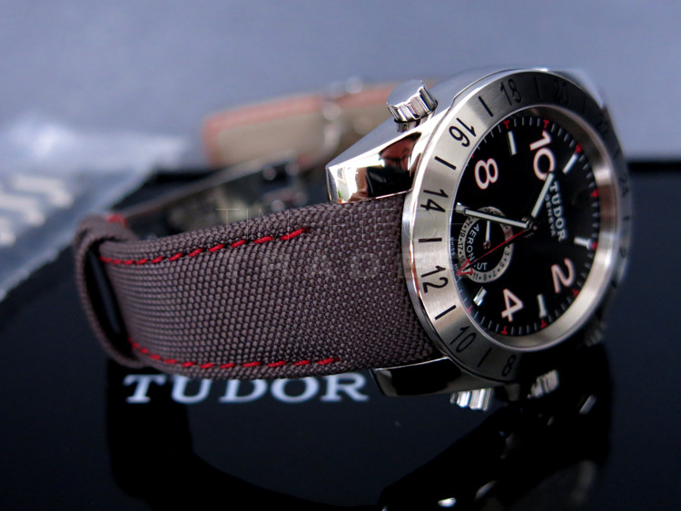 Tudor Aeronaut 20200 Stainless Steel Automatic Self-WInding Tudor Aeronaut 20200 Stainless Steel Automatic Self-WInding