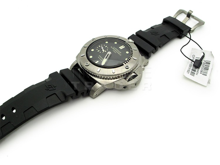 Panerai Luminor Submersible PAM364 Titanium Automatic Panerai Luminor Submersible PAM364 Titanium Automatic