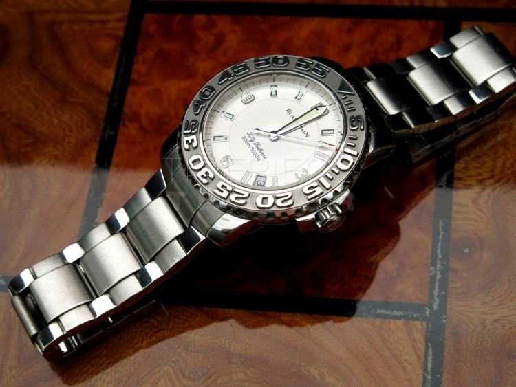 Blancpain Fifty Fathoms 2200-1142-71 Stainless Steel Self-winding Automatic Blancpain Fifty Fathoms 2200-1142-71 Stainless Steel Self-winding Automatic