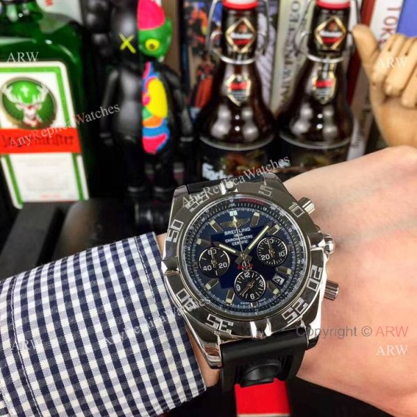 High Quality Breitling Chronomat 01 Watch Rose Gold Sub-dials High Quality Breitling Chronomat 01 Watch Rose Gold Sub-dials