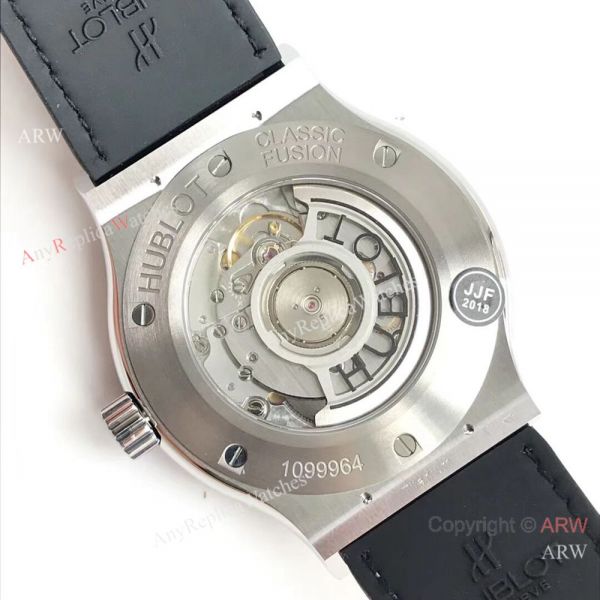 Replica Swiss Hublot Classic Fusion Titanium Watch Green Dial Replica Swiss Hublot Classic Fusion Titanium Watch Green Dial