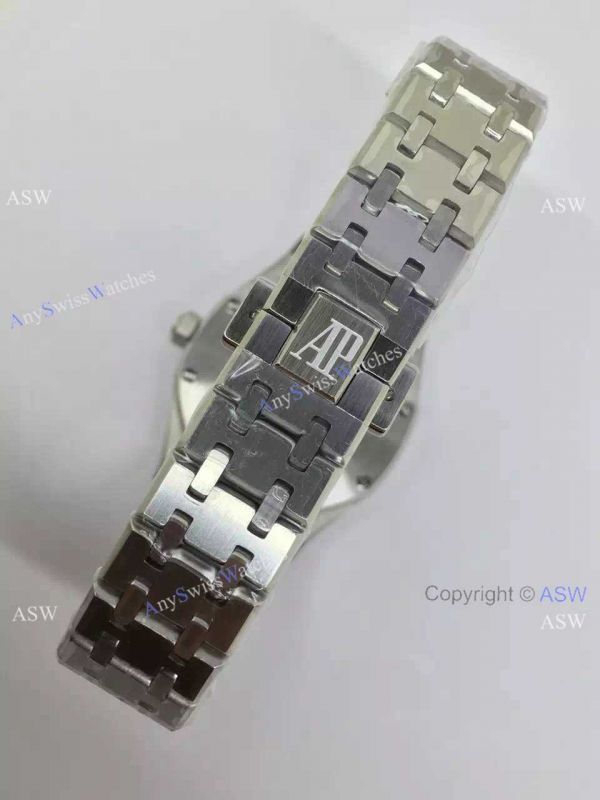 Swiss Fake Audemars Piguet Royal Oak Diamond Bezel Brown Dial Watch Swiss Fake Audemars Piguet Royal Oak Diamond Bezel Brown Dial Watch