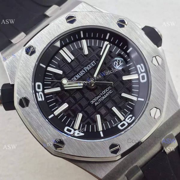 Swiss AAA Replica Audemars Piguet Royal Oak Diver 15710 Black Rubber Strap Swiss AAA Replica Audemars Piguet Royal Oak Diver 15710 Black Rubber Strap