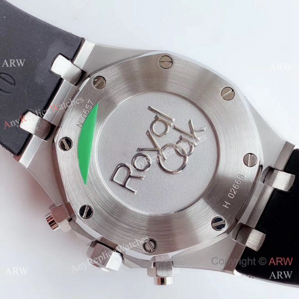 BF Replica Audemars Piguet Royal Oak Chronograph Watch White Face Rubber Strap BF Replica Audemars Piguet Royal Oak Chronograph Watch White Face Rubber Strap