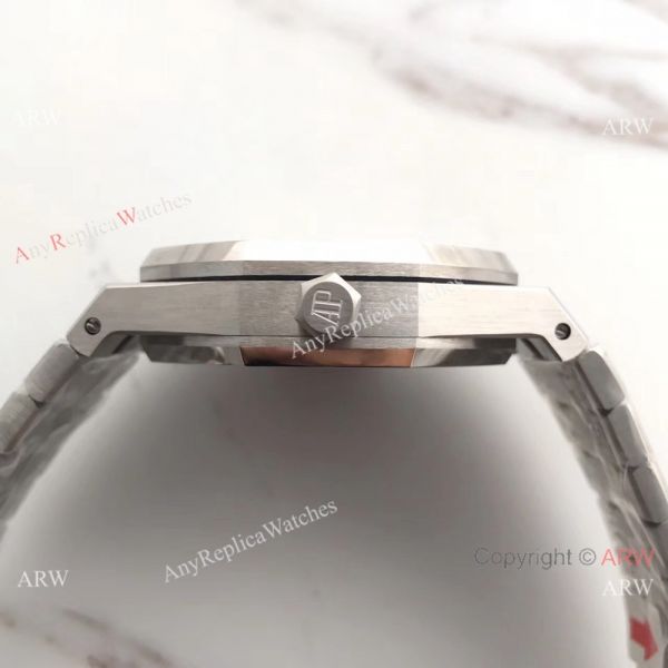 Replica Audemars Piguet Royal Oak Stainless Steel Watch 39mm Black Dial Replica Audemars Piguet Royal Oak Stainless Steel Watch 39mm Black Dial