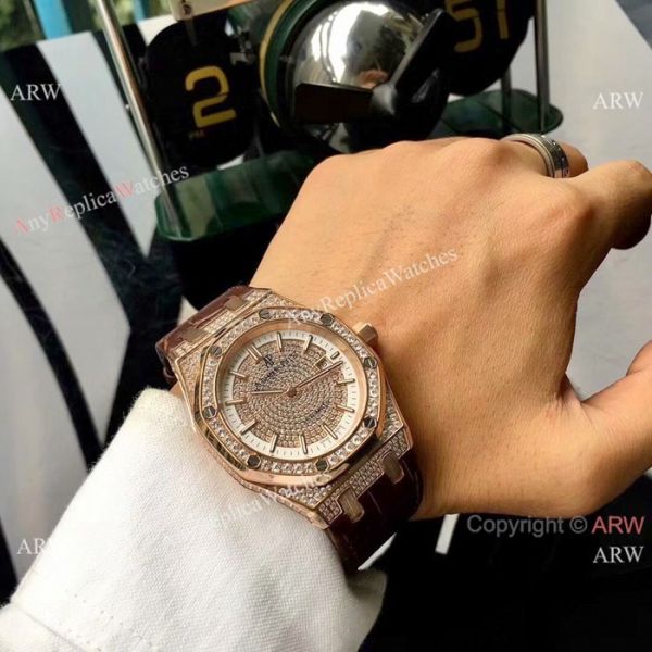 2019 Replica Audemars Piguet Royal Oak Rose Gold Diamond Watch 2019 Replica Audemars Piguet Royal Oak Rose Gold Diamond Watch