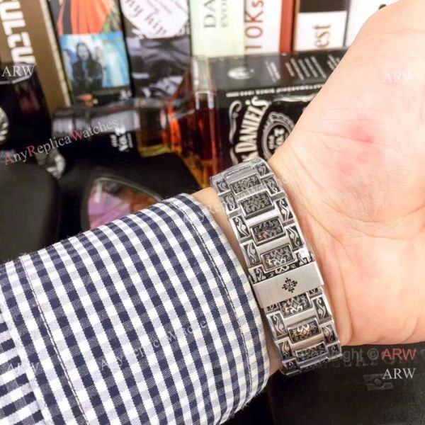 Best Replica Patek Philippe Engraving Nautilus Blue Dial 40MM Watches Best Replica Patek Philippe Engraving Nautilus Blue Dial 40MM Watches