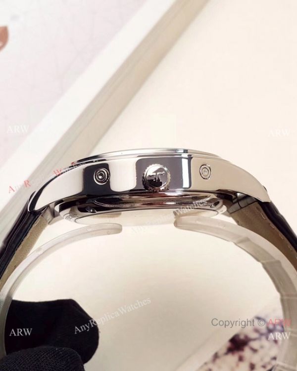 Jaeger-LeCoultre Perpetual Calendar Copy Watches SS Black Dial Jaeger-LeCoultre Perpetual Calendar Copy Watches SS Black Dial