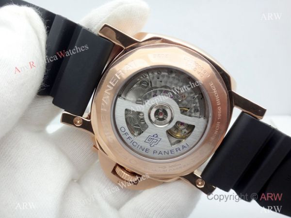 Panerai Submersible Rubber Strap PAM684 Copy Watch Rose Gold Black Bezel Panerai Submersible Rubber Strap PAM684 Copy Watch Rose Gold Black Bezel