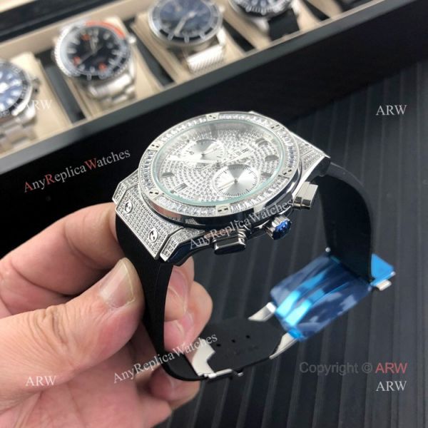 Iced Out Hublot Knock off Watches Classic Fusion SS Black Rubber Strap Iced Out Hublot Knock off Watches Classic Fusion SS Black Rubber Strap