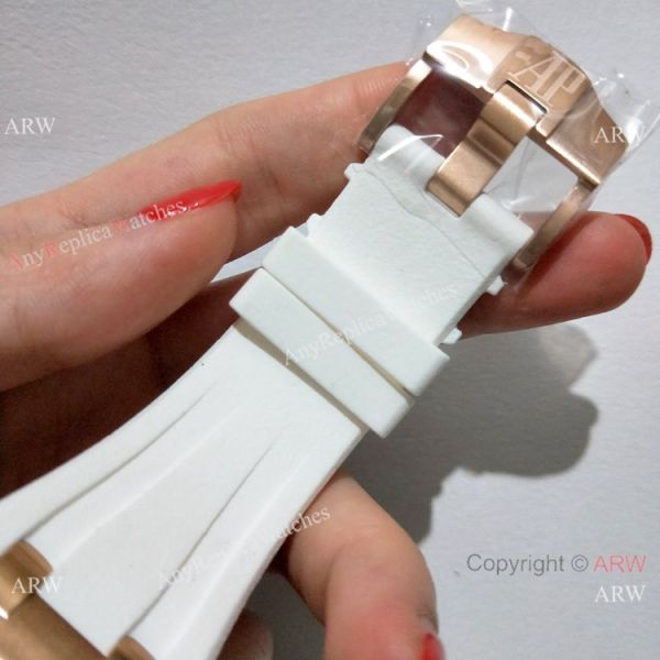 New CopyRoyal Oak Offshore Diver Chronograph 42mm Watch Rose Gold White Dial New CopyRoyal Oak Offshore Diver Chronograph 42mm Watch Rose Gold White Dial