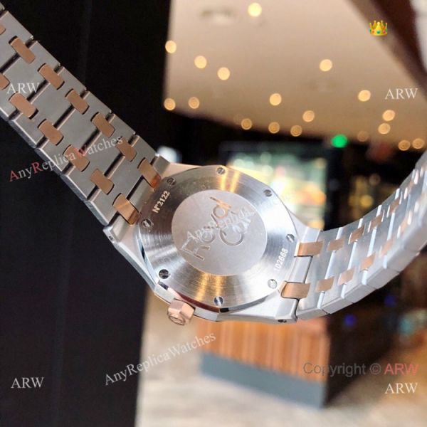 Copy Audemars Piguet Royal Oak Quartz lovers Watch Rose Gold Silver Face Copy Audemars Piguet Royal Oak Quartz lovers Watch Rose Gold Silver Face