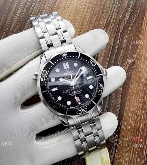 Copy Omega Seamaster Diver 300M James Bond Replica Watch Stainless Steel Blue Bezel Copy Omega Seamaster Diver 300M James Bond Replica Watch Stainless Steel Blue Bezel