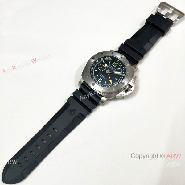 2019 Replica Panerai Submersible Rubber Strap PAM193 Watch Green Markers 2019 Replica Panerai Submersible Rubber Strap PAM193 Watch Green Markers