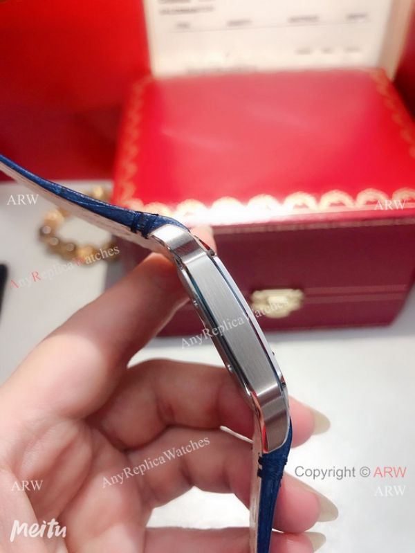 Buy Replica Cartier Santos de SS White Roman Dial Watch Quartz Buy Replica Cartier Santos de SS White Roman Dial Watch Quartz