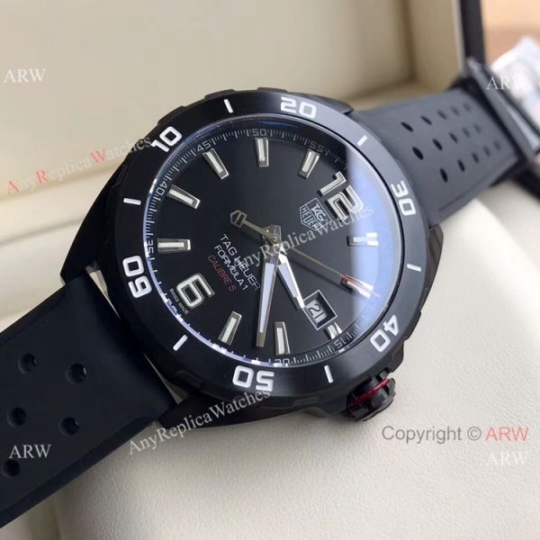 Swiss Tag Heuer Formula 1 Calibre 5 Men Watch Black Leather Strap Swiss Tag Heuer Formula 1 Calibre 5 Men Watch Black Leather Strap