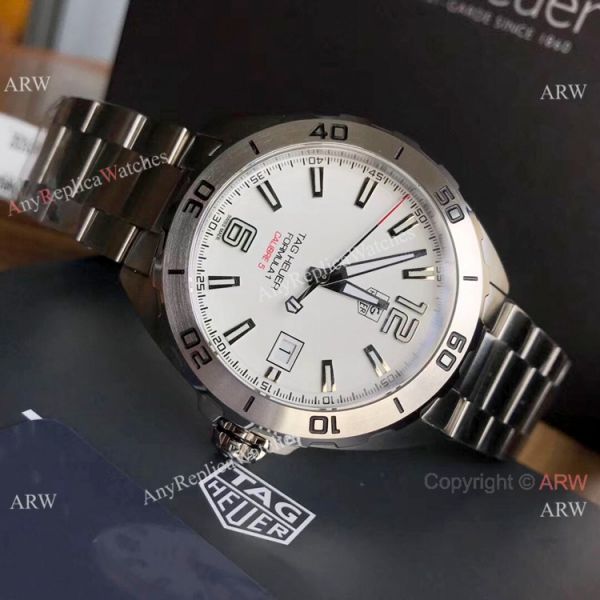 Swiss Replica Tag Heuer Formula 1 CALIBRE 5 White Dial Bracelet 2019 New Swiss Replica Tag Heuer Formula 1 CALIBRE 5 White Dial Bracelet 2019 New