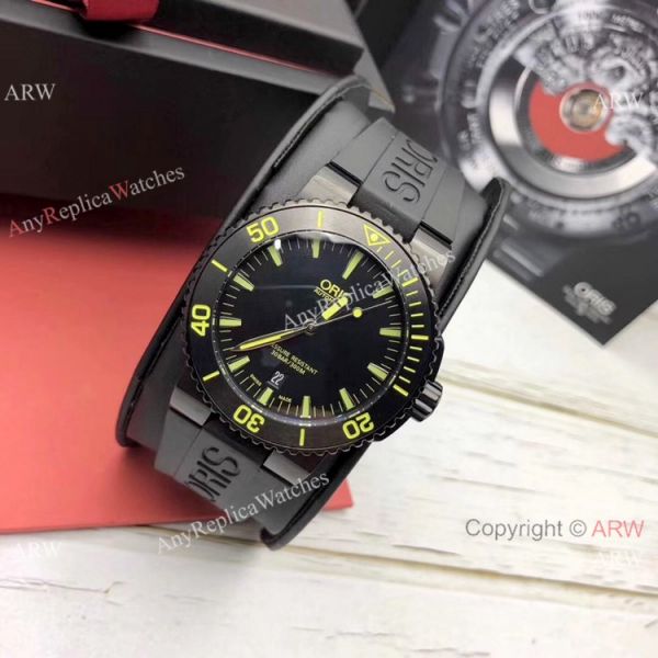 Swiss Fake Oris Aquis 43mm Watch Black and Yellow Swiss Fake Oris Aquis 43mm Watch Black and Yellow