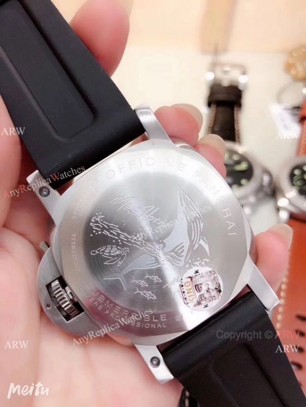 2019 Replica Panerai Submersible Mike Horn Edition PAM985 Watch Blue Markers 2019 Replica Panerai Submersible Mike Horn Edition PAM985 Watch Blue Markers