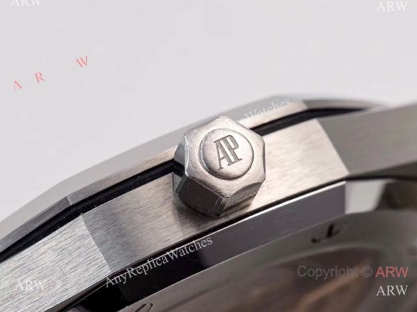 New Audemars Piguet Royal Oak Extra-Thin Ref.15202 Watch Blue Dial New Audemars Piguet Royal Oak Extra-Thin Ref.15202 Watch Blue Dial