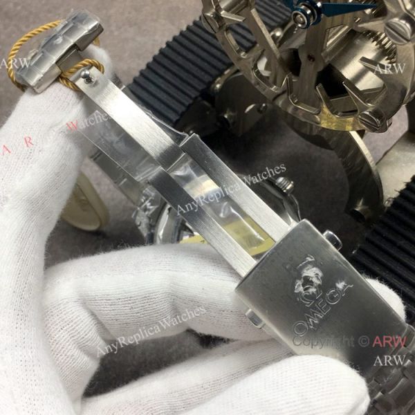 Stainless Steel Omega Seamaster 300 Replica Watch GB Factory Swiss Omega 8800 Movement Stainless Steel Omega Seamaster 300 Replica Watch GB Factory Swiss Omega 8800 Movement
