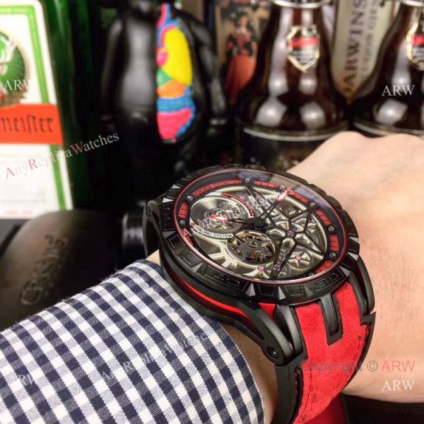 New Roger Dubuis Excalibur Spider Pirelli Watches Black DLC Case New Roger Dubuis Excalibur Spider Pirelli Watches Black DLC Case