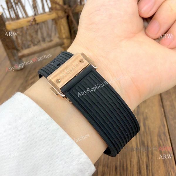 Top Grade Hublot Big Bang Unico Sapphire Watch Rose Gold Iced Out Bracelet Top Grade Hublot Big Bang Unico Sapphire Watch Rose Gold Iced Out Bracelet