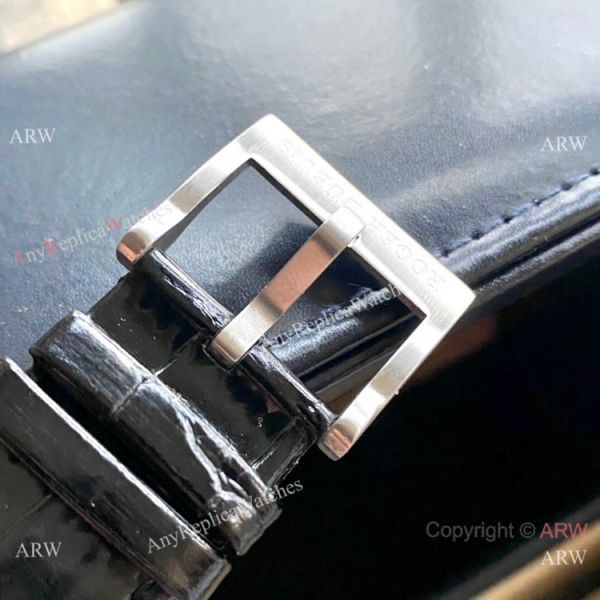 New Replica Roger Dubuis Excalibur 46 Hollow Watch White Inner New Replica Roger Dubuis Excalibur 46 Hollow Watch White Inner