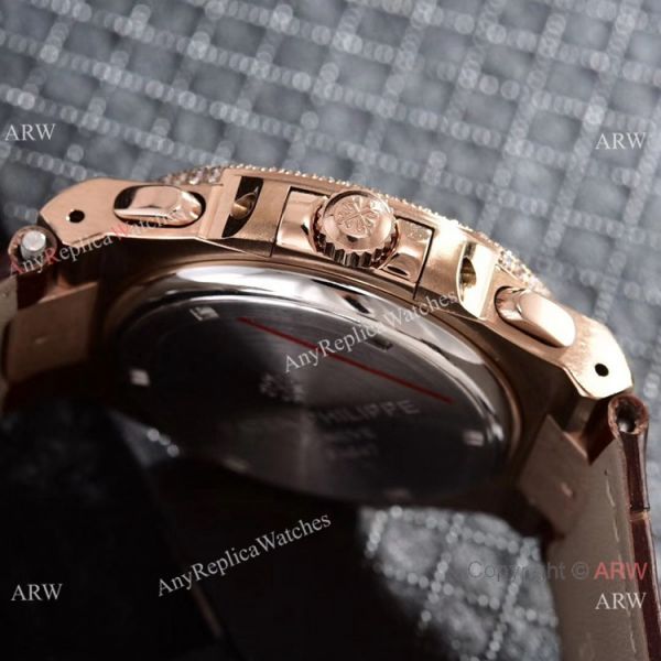 Japan Grade Patek Philippe Nautilus Diamonds Watches Rose Gold White Face Japan Grade Patek Philippe Nautilus Diamonds Watches Rose Gold White Face