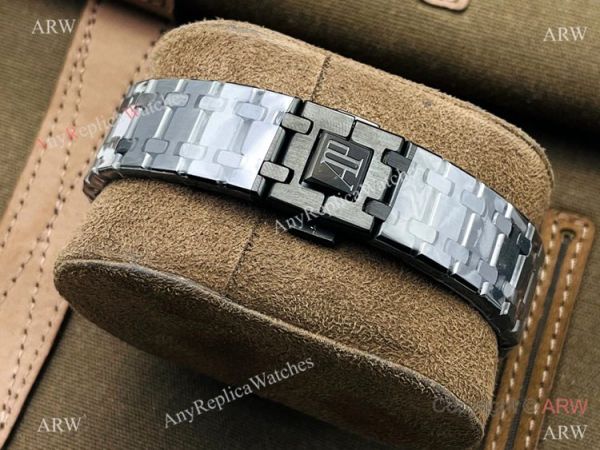 TW factory Swiss Copy Audemars Piguet Royal Oak Blacksteel 41mm Watch Annual Calendar Watch TW factory Swiss Copy Audemars Piguet Royal Oak Blacksteel 41mm Watch Annual Calendar Watch