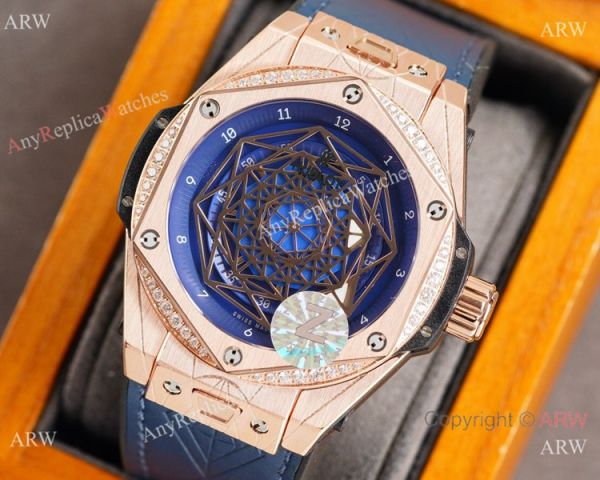 Z Factory Swiss Copy Hublot Sang Bleu Rose Gold Diamond Watch Citizen Movement Z Factory Swiss Copy Hublot Sang Bleu Rose Gold Diamond Watch Citizen Movement
