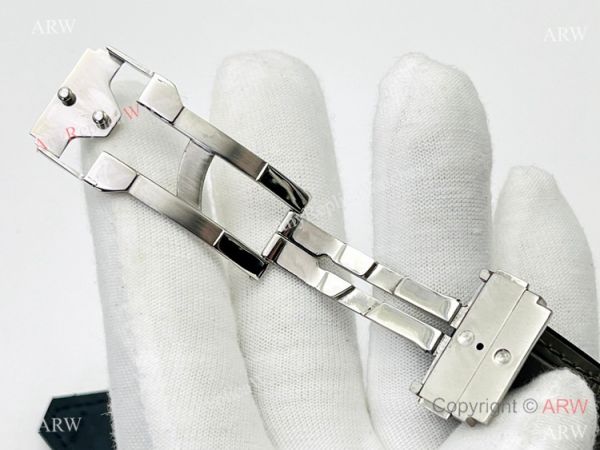 HB Factory V3 Hublot Classic Fusion Swiss Hub1213 Iced Out Watch Super Clone 1:1 HB Factory V3 Hublot Classic Fusion Swiss Hub1213 Iced Out Watch Super Clone 1:1