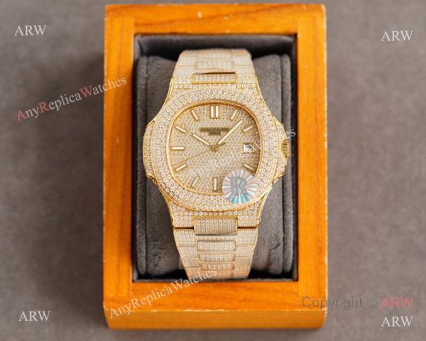 Swiss Grade Copy Patek Philippe Nautilus 9015 Ultra thin Watch 40 Diamond Dial All Gold Swiss Grade Copy Patek Philippe Nautilus 9015 Ultra thin Watch 40 Diamond Dial All Gold