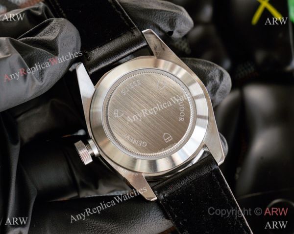Copy Tudor Black Bay GMT Pepsi Bezel Black Leather Strap Watch Copy Tudor Black Bay GMT Pepsi Bezel Black Leather Strap Watch