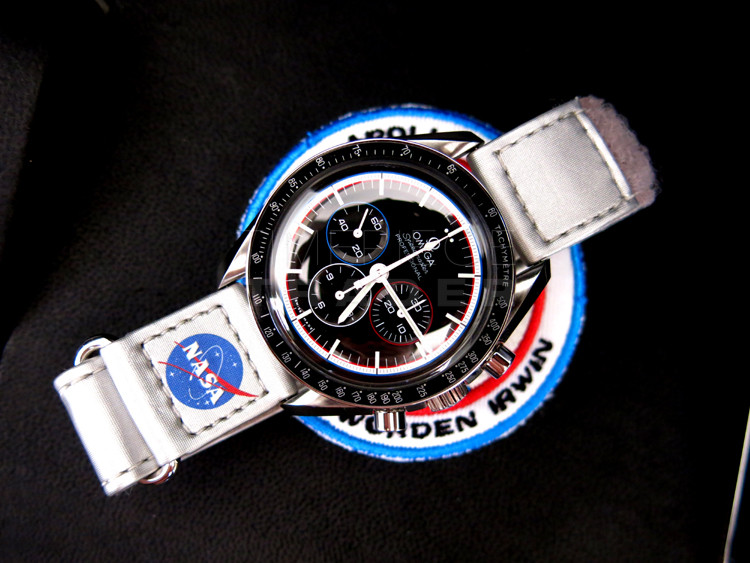 Omega Speedmaster 311.30.42.30.01.003 Stainless Steel Cal 1861 Manual Omega Speedmaster 311.30.42.30.01.003 Stainless Steel Cal 1861 Manual