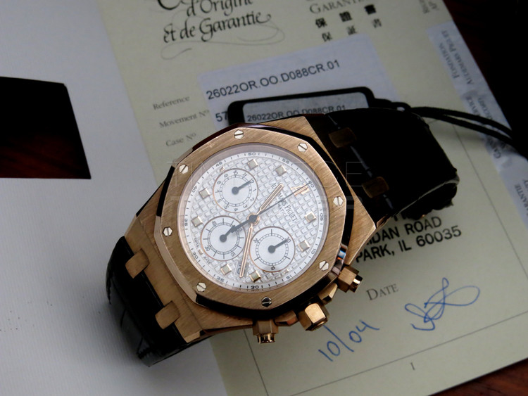 Audemars Piguet Royal oak 26022OR.OO.D088CR.01 18k Rose Gold Self Winding AUTO Audemars Piguet Royal oak 26022OR.OO.D088CR.01 18k Rose Gold Self Winding AUTO