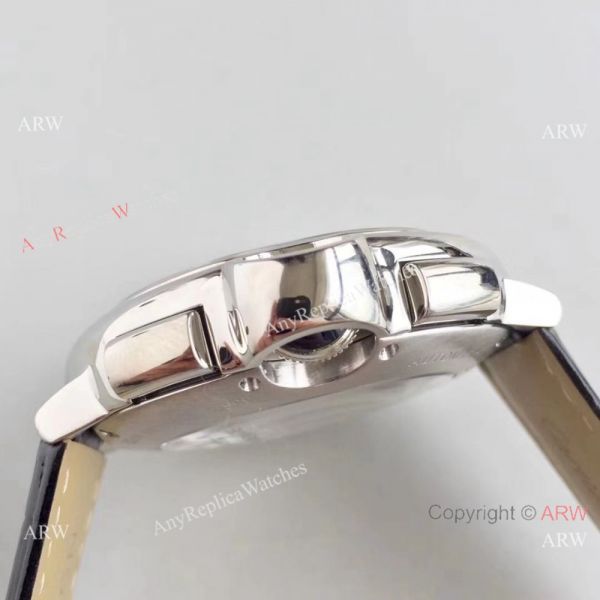 Swiss Replica Cartier Chronograph White Dial Watch 44mm Swiss Replica Cartier Chronograph White Dial Watch 44mm