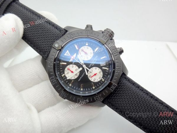 Replica Breitling Watch: Chronometre Certifie 1000m Silver Sub-Dials Replica Breitling Watch: Chronometre Certifie 1000m Silver Sub-Dials