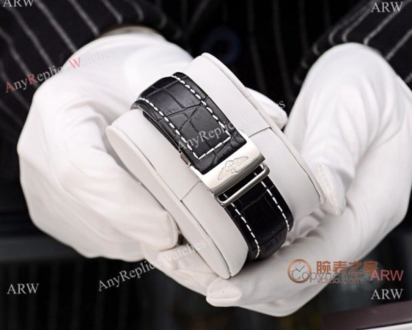 Buy Replica Breitling Transocean Unitime B05 Watches Two Tone Buy Replica Breitling Transocean Unitime B05 Watches Two Tone