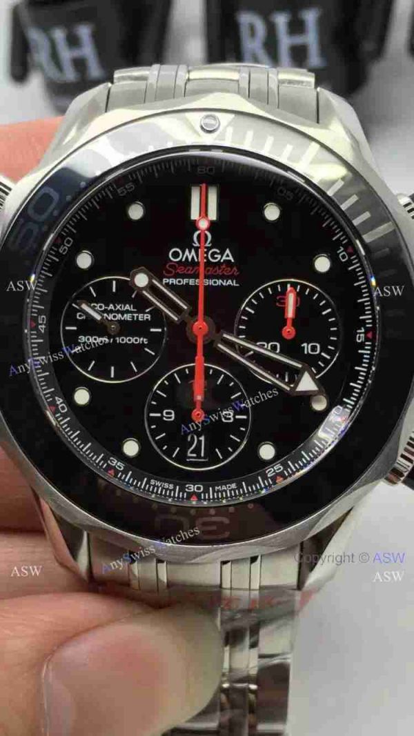 Swiss Grade Omega Seamaster 300 Replica Watches Red Chronograph Hand Swiss Grade Omega Seamaster 300 Replica Watches Red Chronograph Hand
