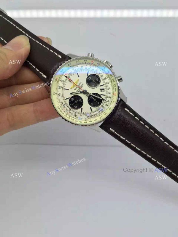 Swiss Fake Breitling 1884 Chronometre Navitimer Watch SS Case White Dial Swiss Fake Breitling 1884 Chronometre Navitimer Watch SS Case White Dial