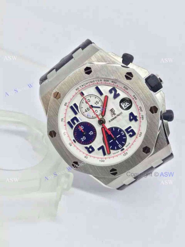 Swiss Audemars Piguet White &038; Blue Chronograph Black Leather Watch Swiss Audemars Piguet White &038; Blue Chronograph Black Leather Watch