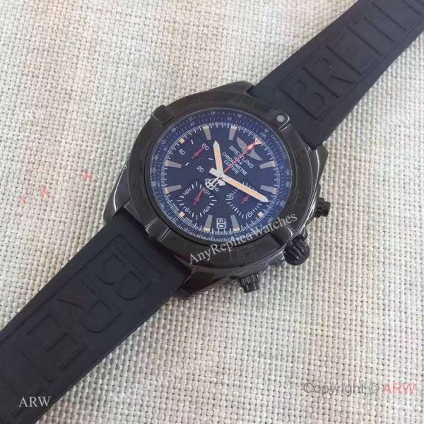 Copy Breitling Chronomat B01 Black Case RUBBER Strap Men Watch Copy Breitling Chronomat B01 Black Case RUBBER Strap Men Watch