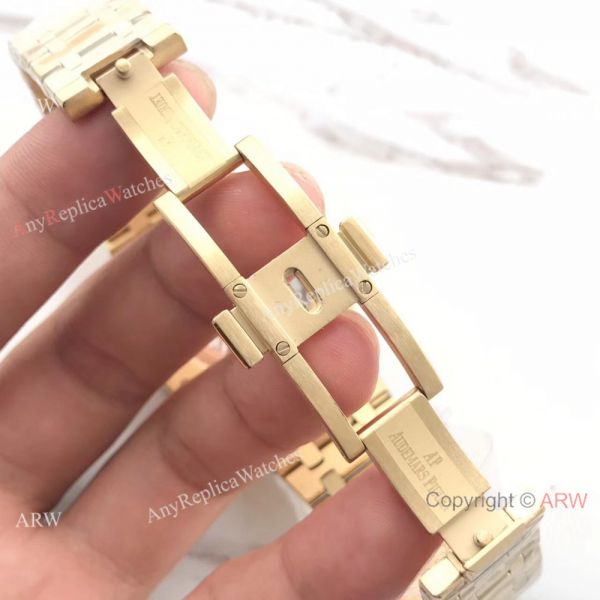 Audemars Piguet Royal Oak Yellow Gold Black Face 39mm Watch Buy Replica Audemars Piguet Royal Oak Yellow Gold Black Face 39mm Watch Buy Replica