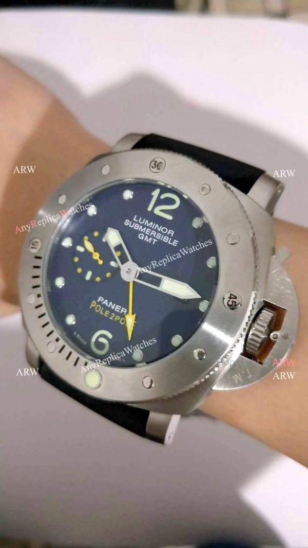 AAA Copy Panerai Luminor Submersible GMT PAM 719 Black Rubber Watch AAA Copy Panerai Luminor Submersible GMT PAM 719 Black Rubber Watch