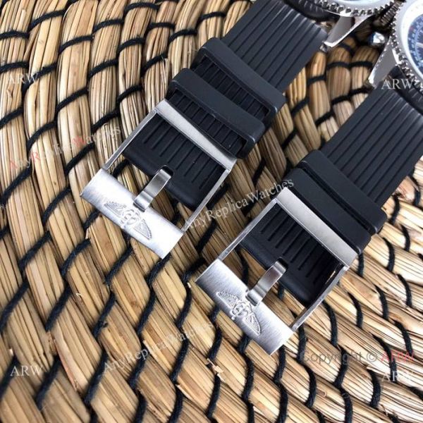 Breitling Navitimer Rubber Strap Edition Speciale Replica Watches White Face Breitling Navitimer Rubber Strap Edition Speciale Replica Watches White Face