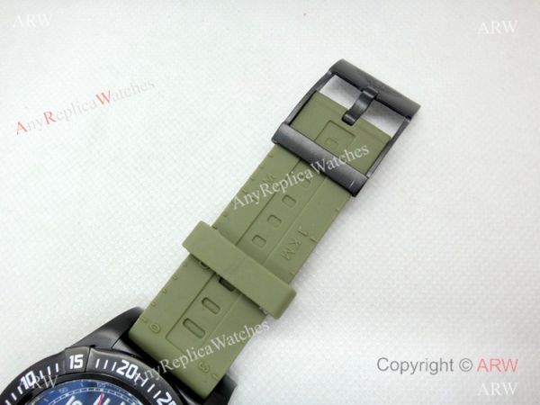 Fake Breitling Colt Skyracer Black Case Green Rubber Band Watch Fake Breitling Colt Skyracer Black Case Green Rubber Band Watch