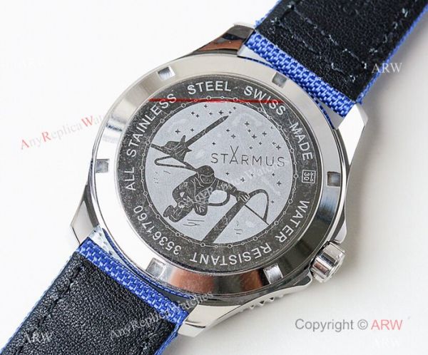 Swiss Copy Breitling Superocean II Sapphire Glass Watch Silver Case Blue Face Swiss Copy Breitling Superocean II Sapphire Glass Watch Silver Case Blue Face