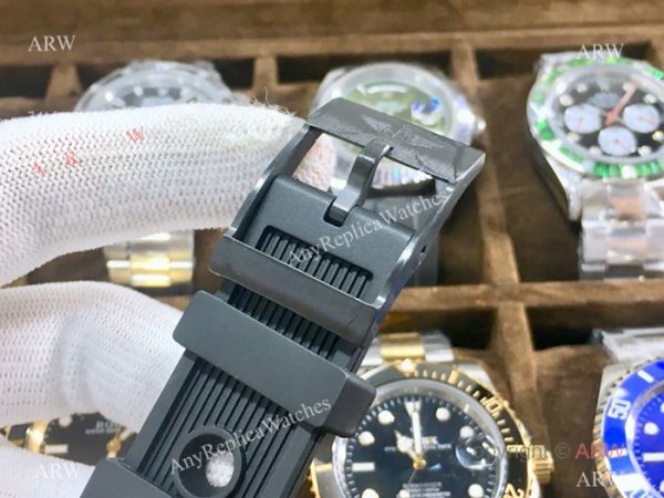 Swiss Quality Copy Breitling Avenger II Seawolf All Black Watches Swiss Quality Copy Breitling Avenger II Seawolf All Black Watches