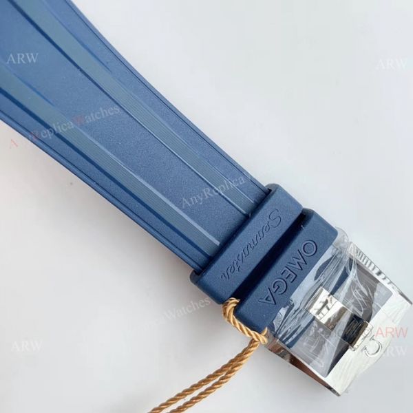 (OM Factory)Omega Seamaster 300 Replica Watch SS Blue Rubber Strap (OM Factory)Omega Seamaster 300 Replica Watch SS Blue Rubber Strap